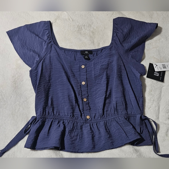 I.N. San Francisco Tops - NWT Juniors Size Large Denim Color Short Sleeve Top